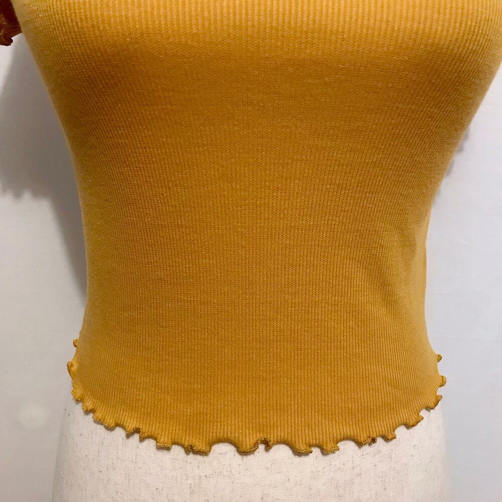 Hippie Rose NWT Cropped Short Sleeves Top Juniors S - Picture 4 of 10